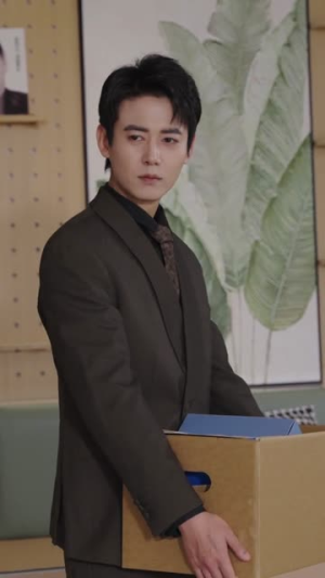 灰白世界里的你（70集）热门古装短剧推荐