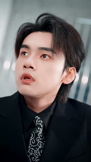 在你给的悲伤里辗转(73集) 在你给的悲伤里辗转(73集) 诚意推荐你们也会喜欢的短剧