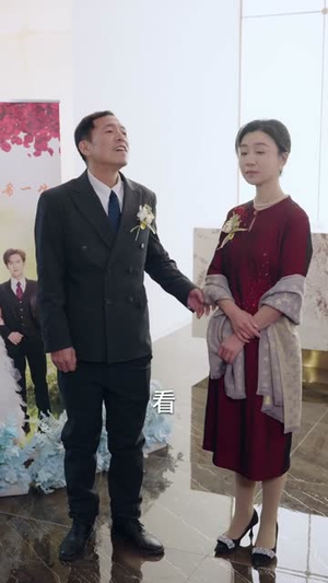 捡个女友回家过年（70集）无需会员短剧轻松看